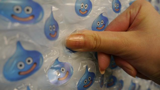 Illustration for article titled Dragon Quest PR Stunt Cruelly Exploits People's Love for Bubble Wrap